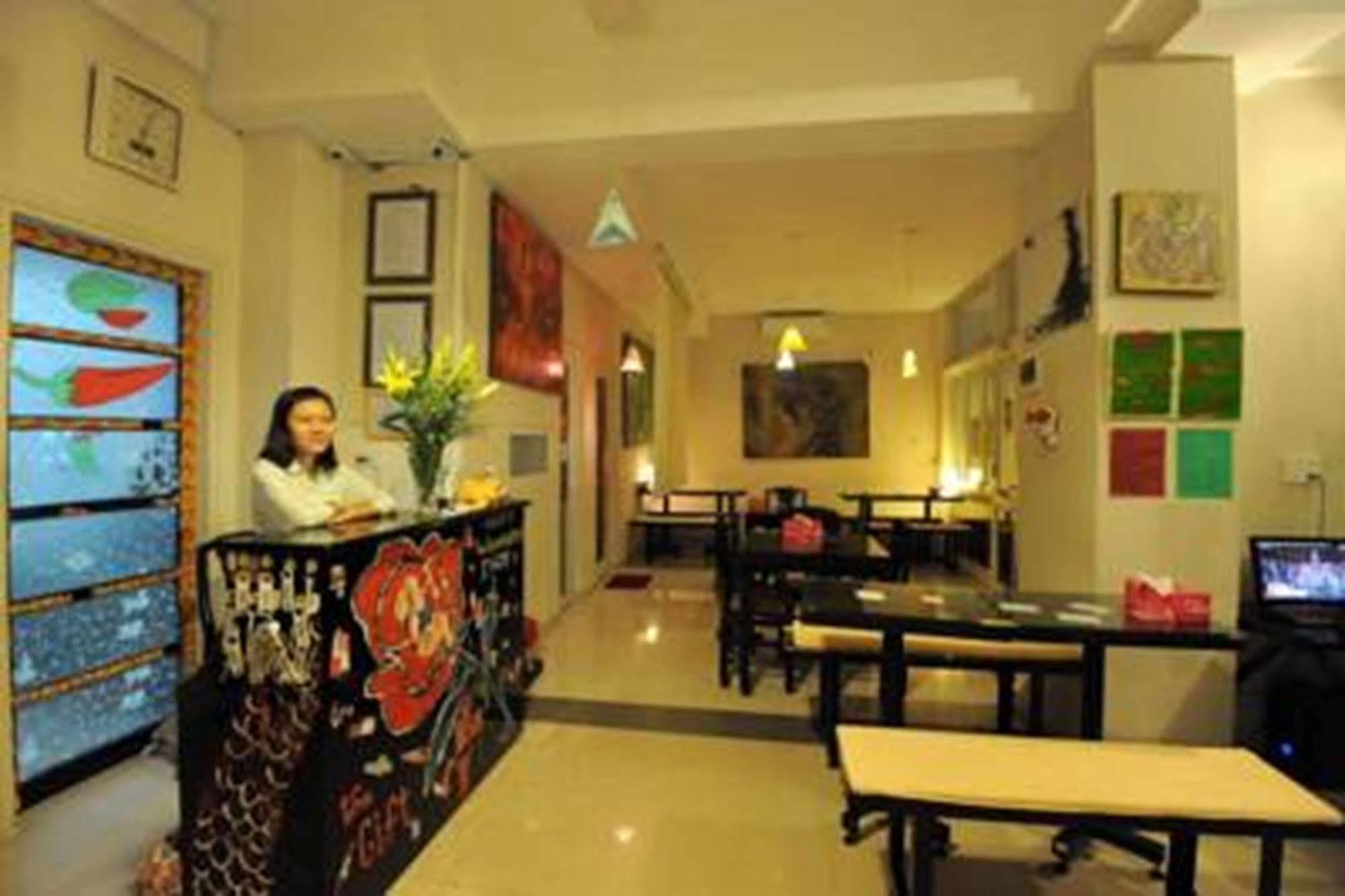 Hue Nino Hotel Exteriér fotografie